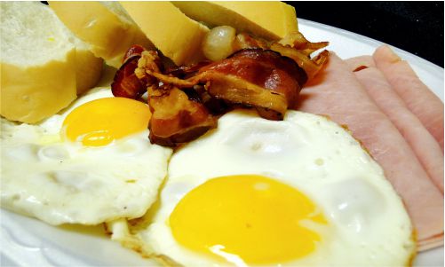 desayunos latinos en Kissimmee